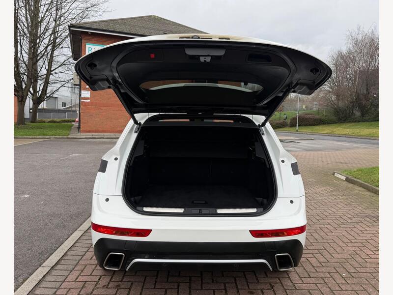 27a56463d1cd4f02b192ae2b26e4185f