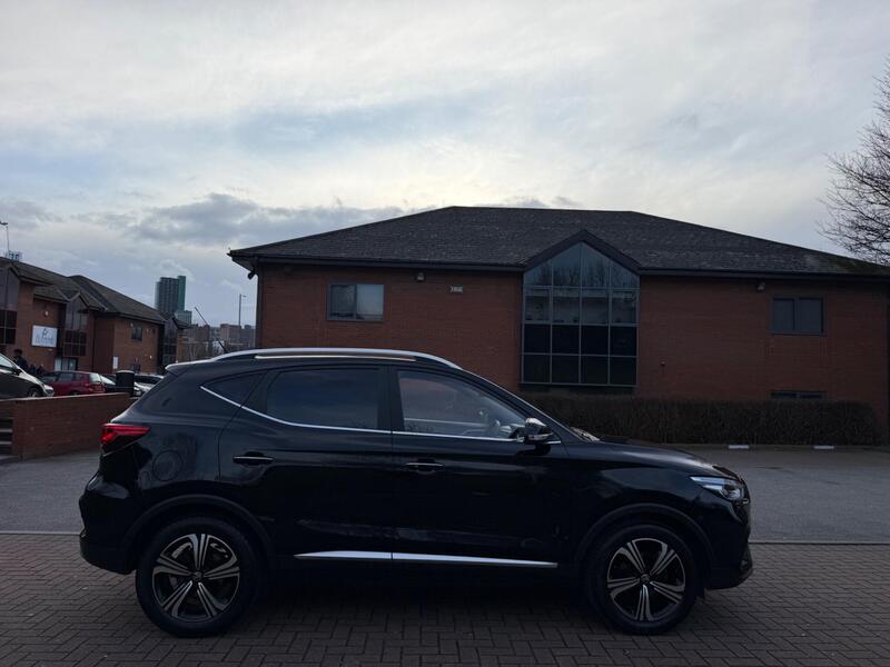 69e634cc688342ff9330403ea8d11a59