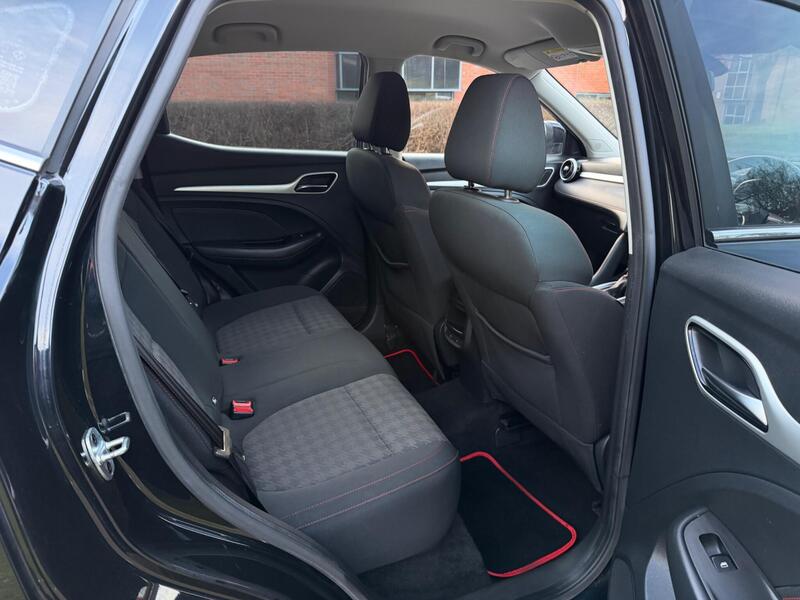 b2892c9ac0d54afb8a83bc3bd4baffd4